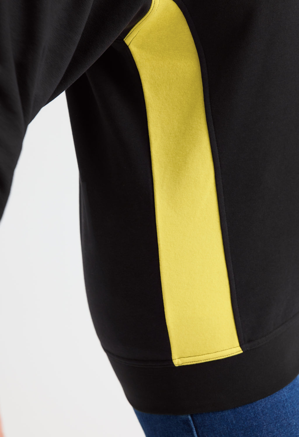 Uneek Two Tone Crew Neck Sweatshirt